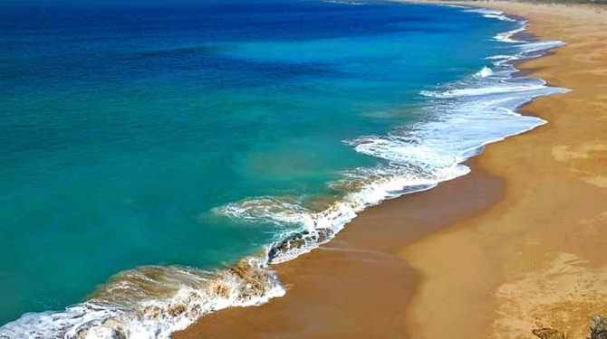 disparo-vertical-playa-parque-natural-estrecho-tarifa-espana